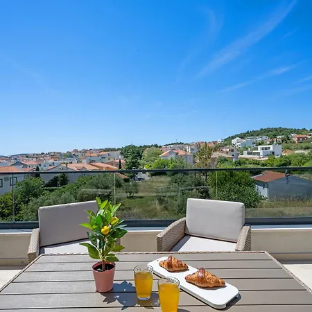 Ana Pool & Terrace
